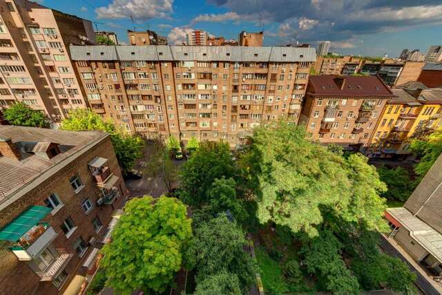 Апартаменты DESERT ROSE Киев-13